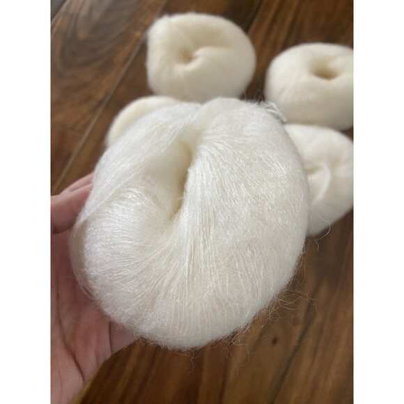 5 Skeins Kid Mohair White 120g #404 - Picture 2 of 3